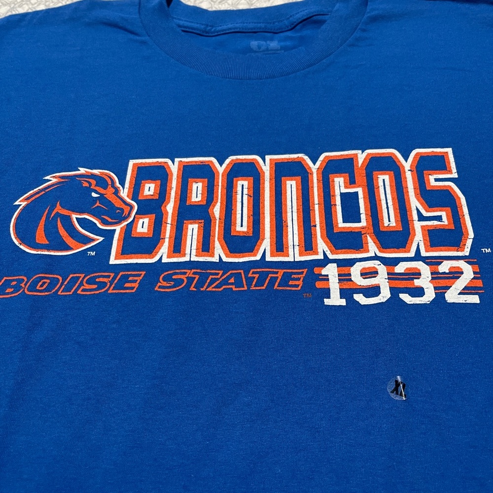 Boise State T-shirt